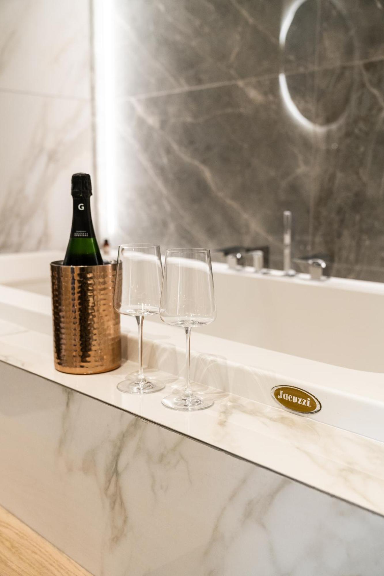 ピサ Anna Teresa Luxury Bed & Breakfast エクステリア 写真